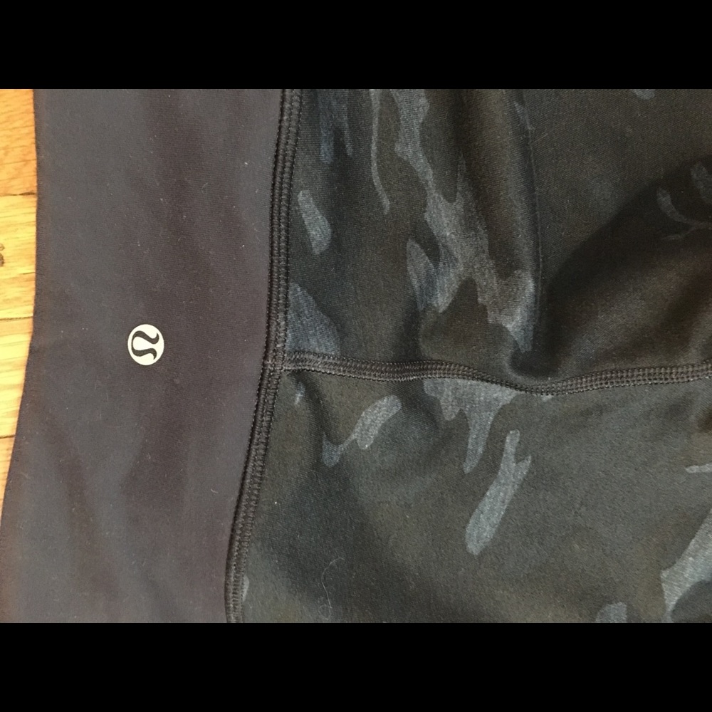 Navy Lululemon Leggings